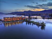 Holiday Inn Hotel & Suites Osoyoos image 6